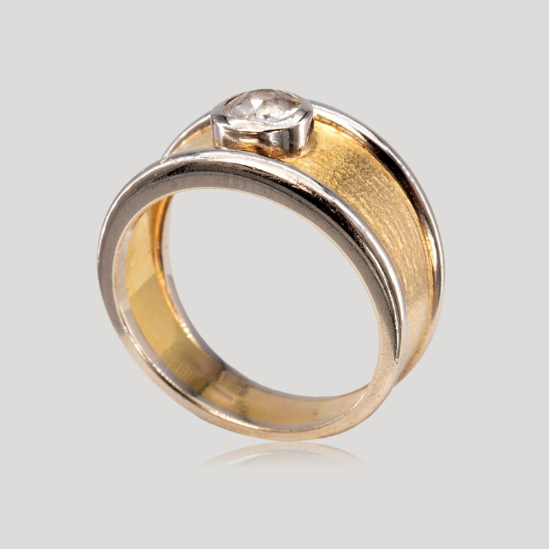 31200181-bague-bandeau-2-ors-diamant