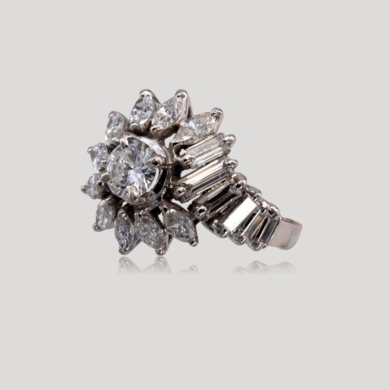 31800152-bague-fleur-platine-diamants