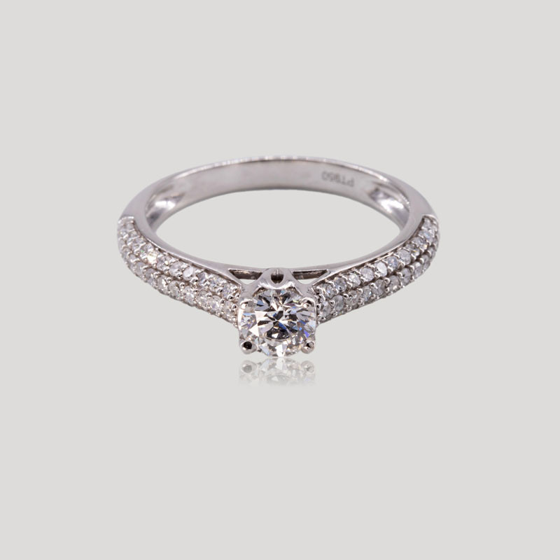 31800162-bague-solitaire-accompagne-platine