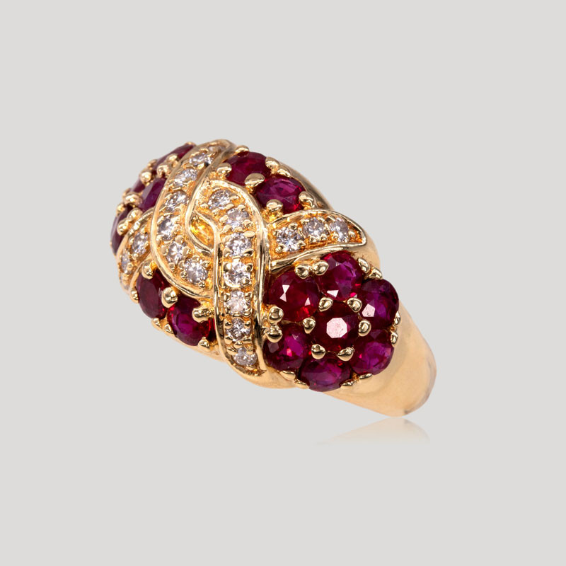 32700551-bague-jonc-bombee-fleurs-rubis-diamants