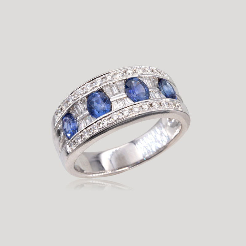 32700565-bague-saphirs-diamants-baguettes-et-ronds