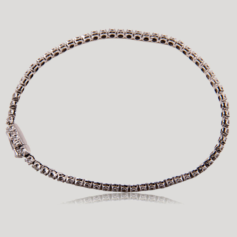 34000061-bracelet-tennis-66-diamants