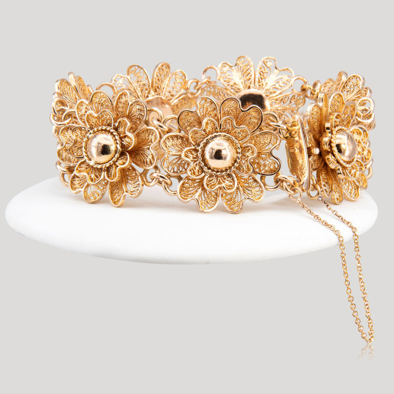 34200423-bracelet-filigrane-fleurs