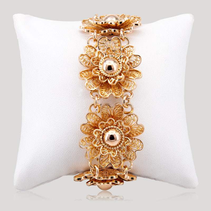 34200423-bracelet-fleurs-filigranees-en-or