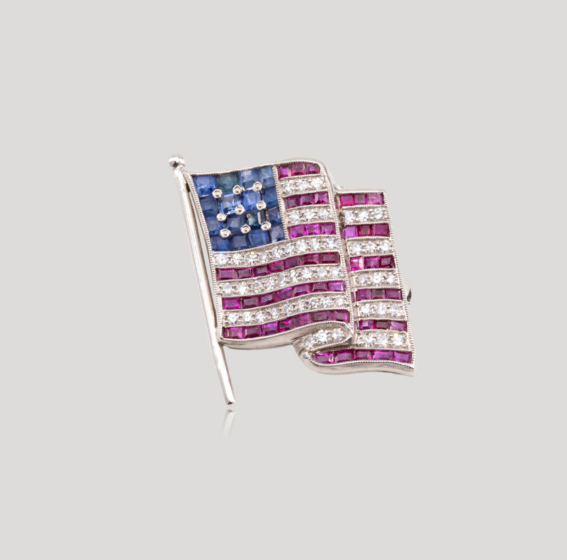 37200070-broche-drapeau-usa-rubis-saphirs-diamants