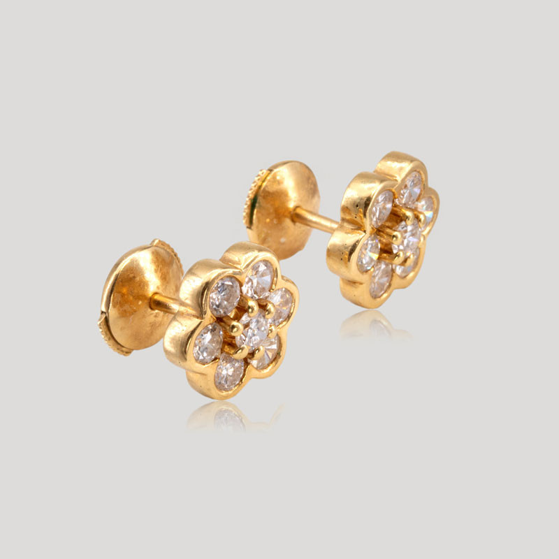 38200200-boucles-d-039-oreilles-fleurs-diamants