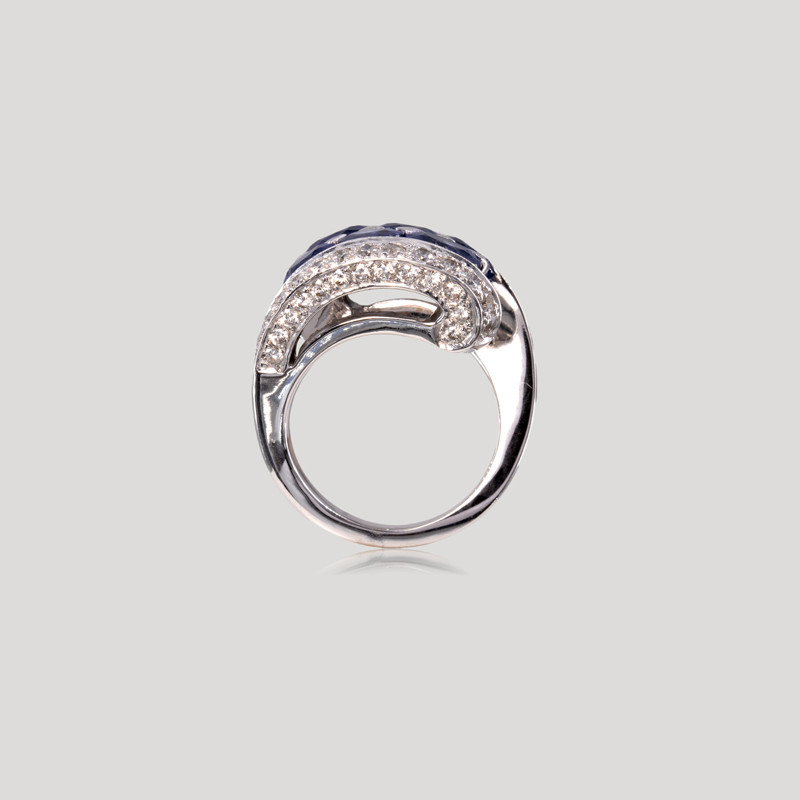 bague-6-saphirs-et-diamants-sur-or-blanc-img-3503