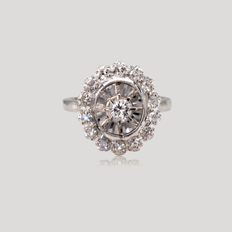 bague-diamants-entourage-ovale-img-0805