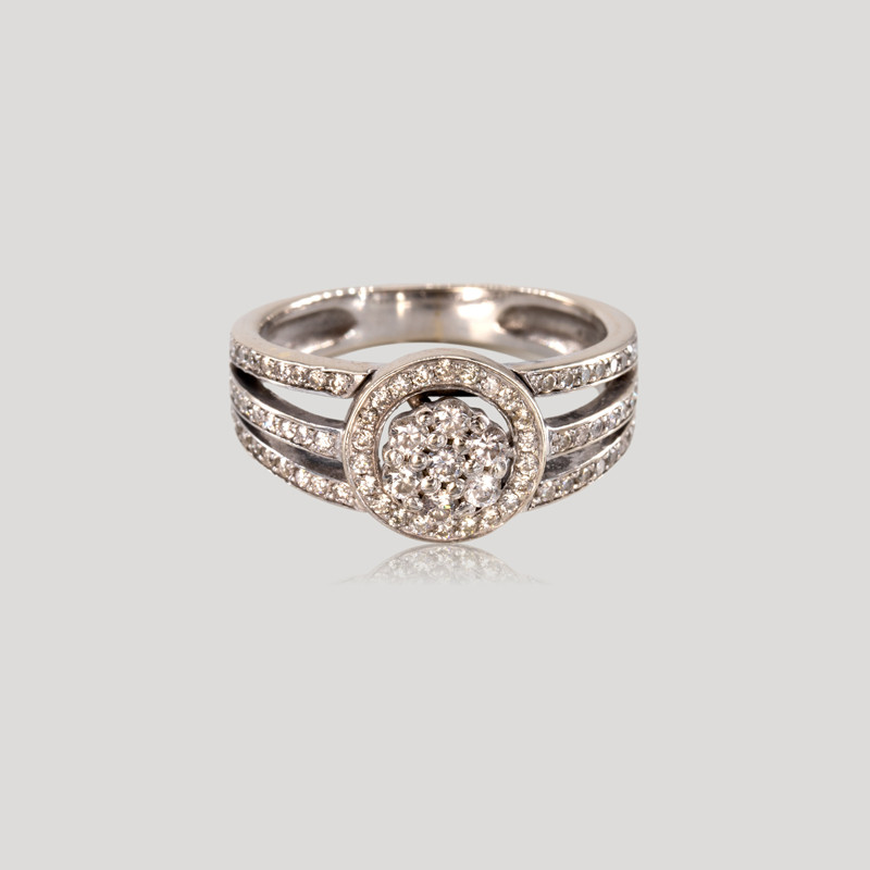 bague-diamants-ronde-img-3467