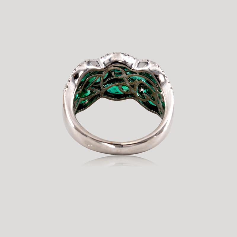 bague-emeraude-diamants-img-1420