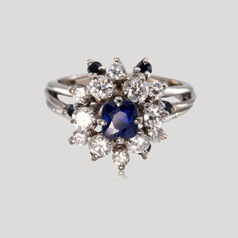 bague-marguerite-stylisee-saphirs-diamants