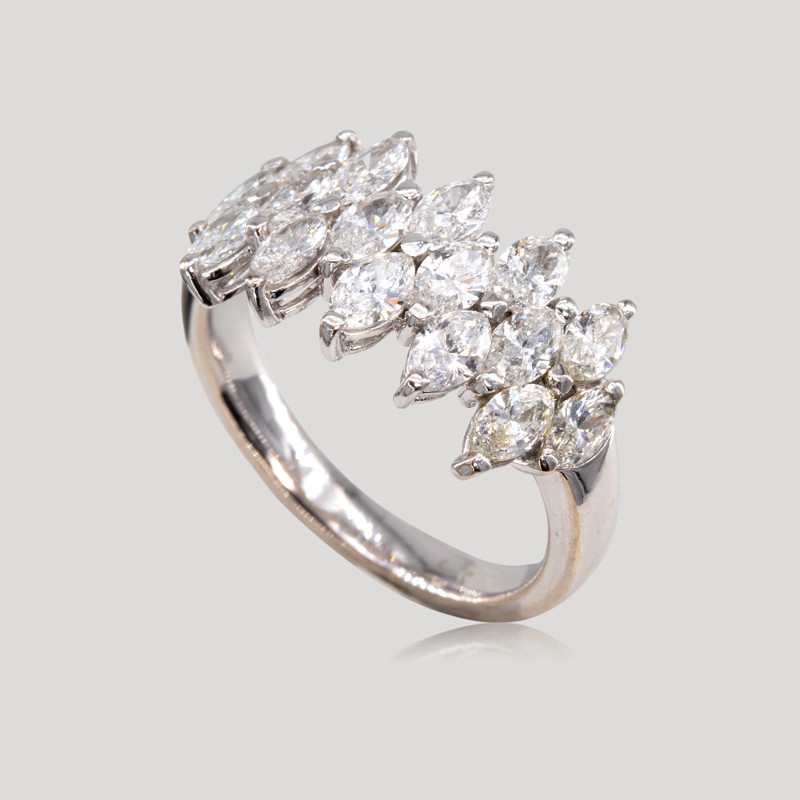 bague-navettes-diamants-or-blanc-img-1339
