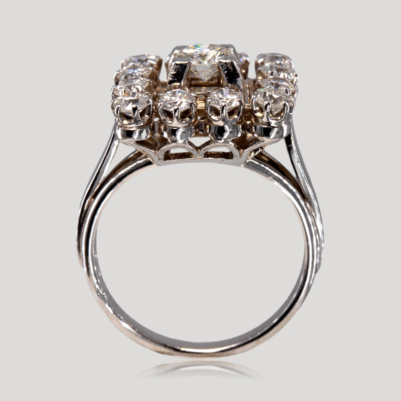 bague-or-blanc-diamants-carree-img-5265