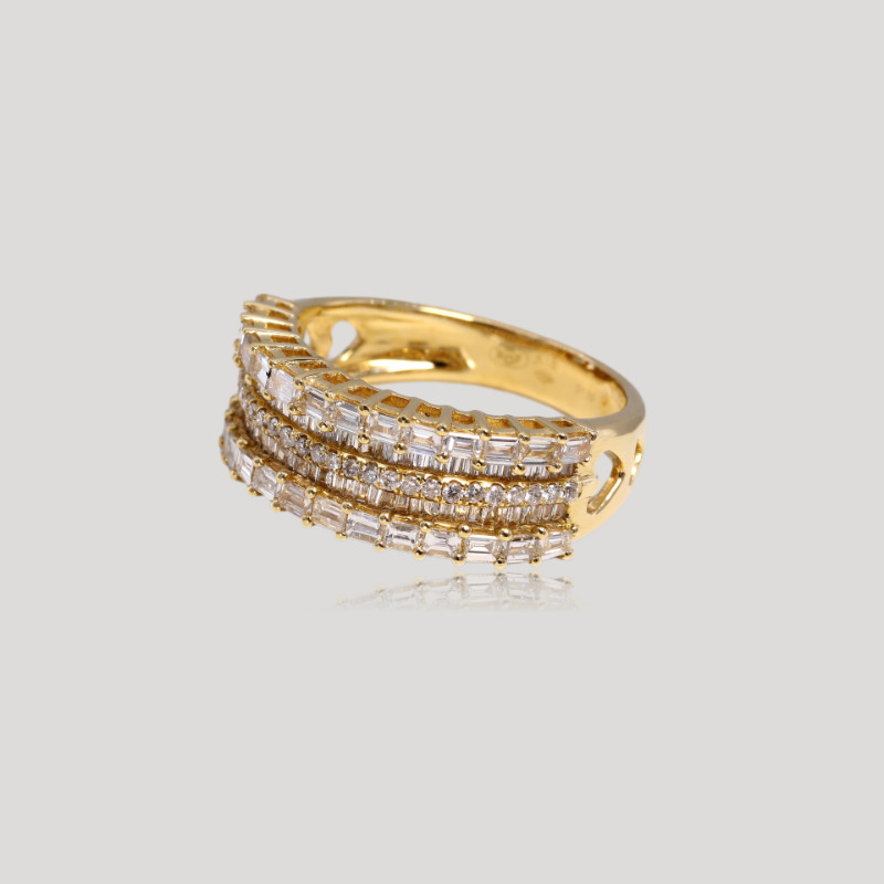 bague-or-jaune-diamants-baguettes-et-ronds-img-8865