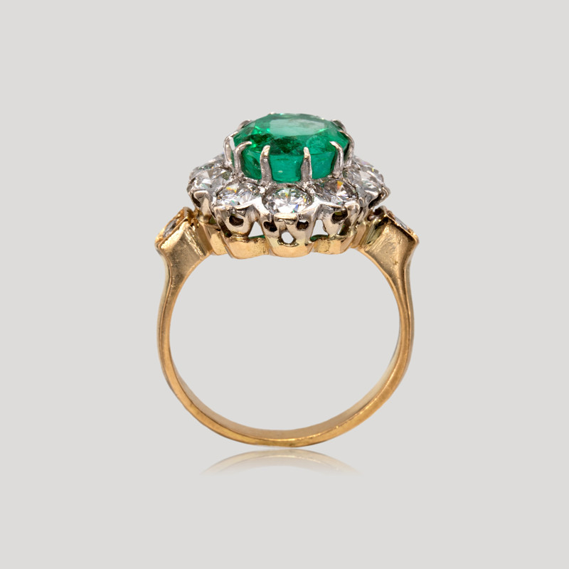 bague-pompadour-emeraude-diamants-img-0372