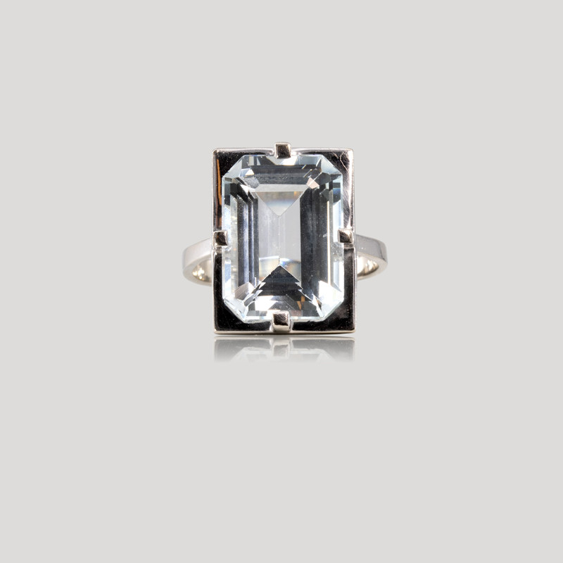 bague-rectangulaire-aigue-marine-or-blanc-img-2806