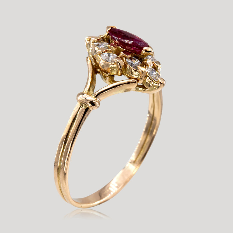 bague-rubis-diamants-32700434