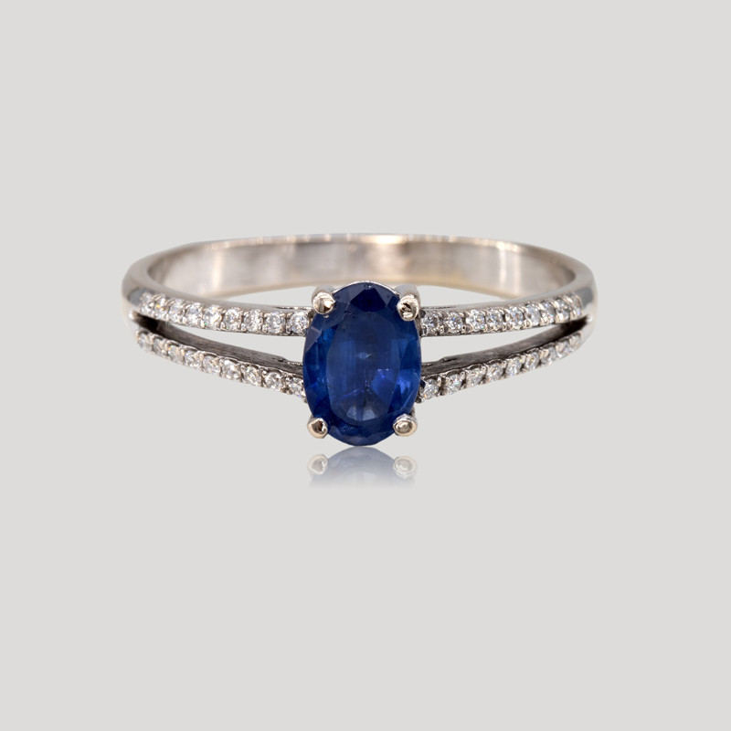bague-saphir-epaulements-diamants-img-0110