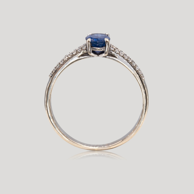 bague-saphir-petits-diamants-img-0113