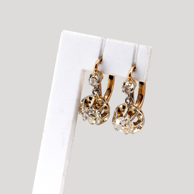 boucles-d-039-oreilles-dormeuses-anciennes-img-1824
