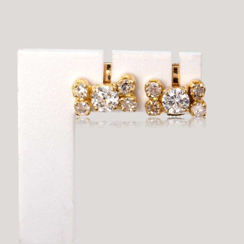 boucles-d-039-oreilles-noeuds-diamants-img-1818