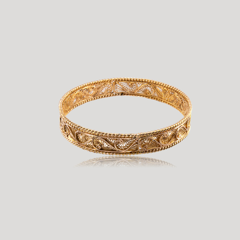 bracelet-rigide-filigrane-en-or-img-3902