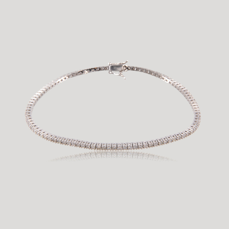 bracelet-tennis-ou-riviere-de-diamants-img-2643