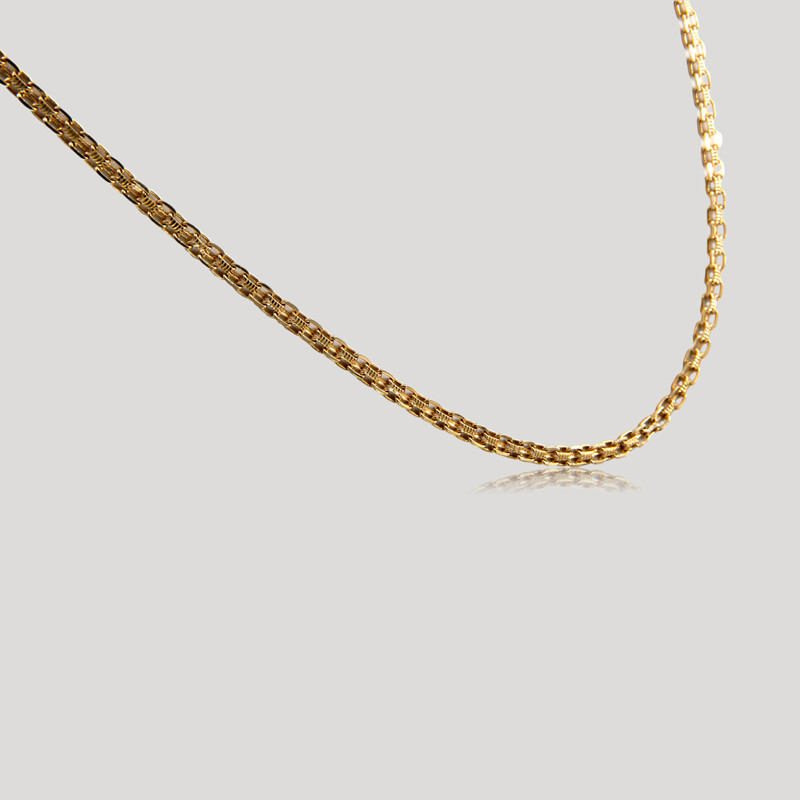 chaine-maille-plate-geometrique-or-jaune-img-4394