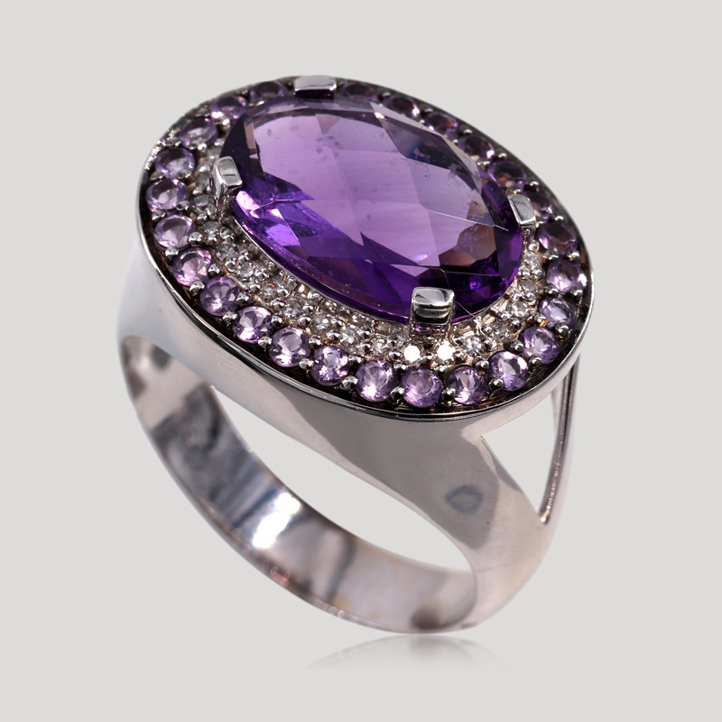 img-0540-bague-amethyste-or-blanc-diamants