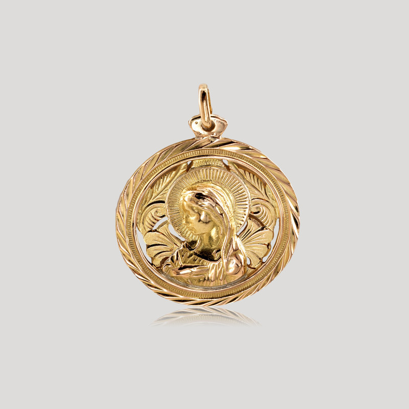 medaille-de-la-vierge-ajouree-img-2374