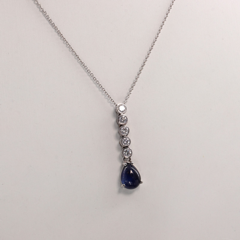 pendentif-diamants-et-saphir-cabochon-img-0243