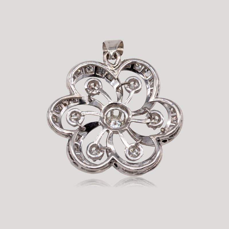 pendentif-or-blanc-diamants-img-1807