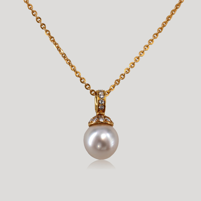 pendentif-perle-baroque-et-diamants-img-4038
